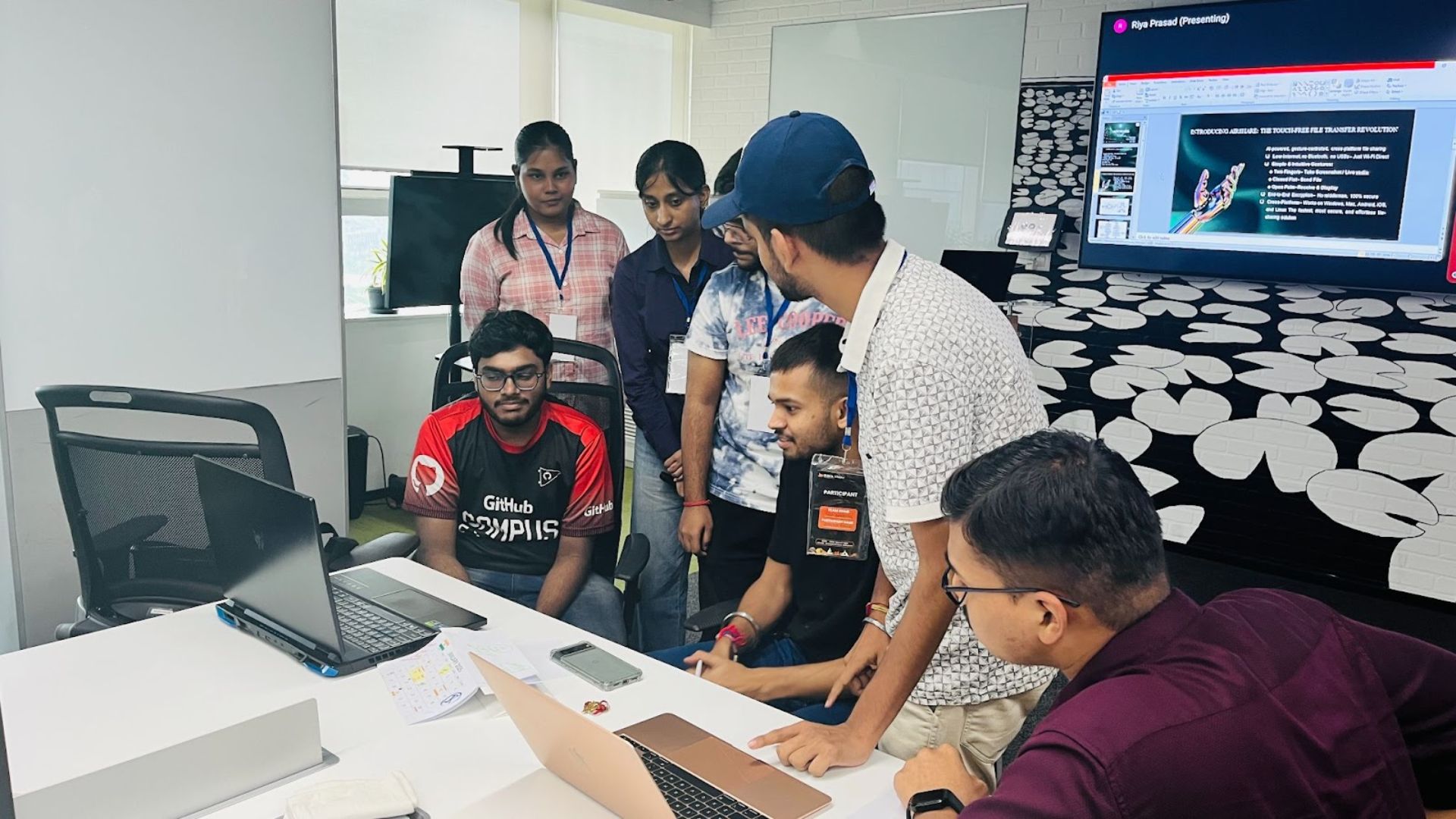 Hack4Bihar mentors guiding participants